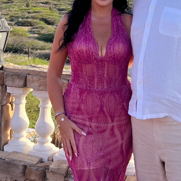 Custom dress from Kosovo. This dress is stunning, worn once for a few hours - Picture 2 of 7